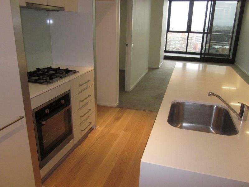 Gallery: 1712/568 St Kilda Road