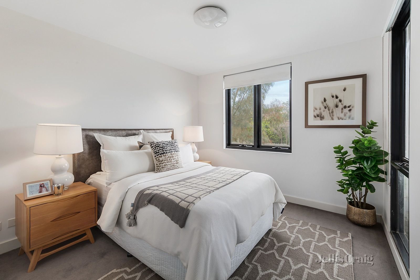 Real Estate and Property in 17/1295 Toorak Road, Camberwell, VIC