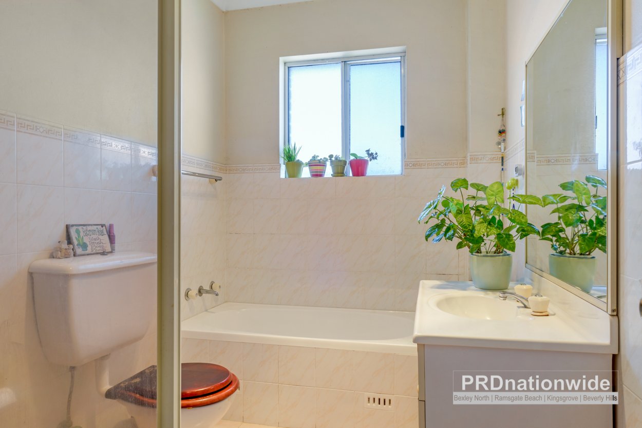 17/150 Chuter Avenue SANS SOUCI 4