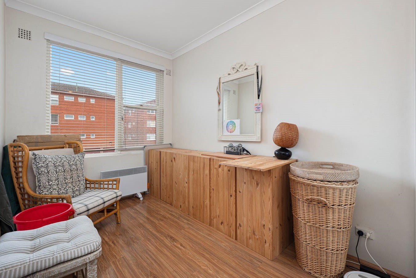 17/154-156 Chuter Avenue SANS SOUCI 3