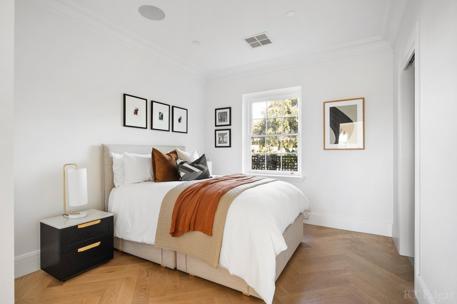 Real Estate and Property in 1/716 Orrong Road, Toorak, VIC