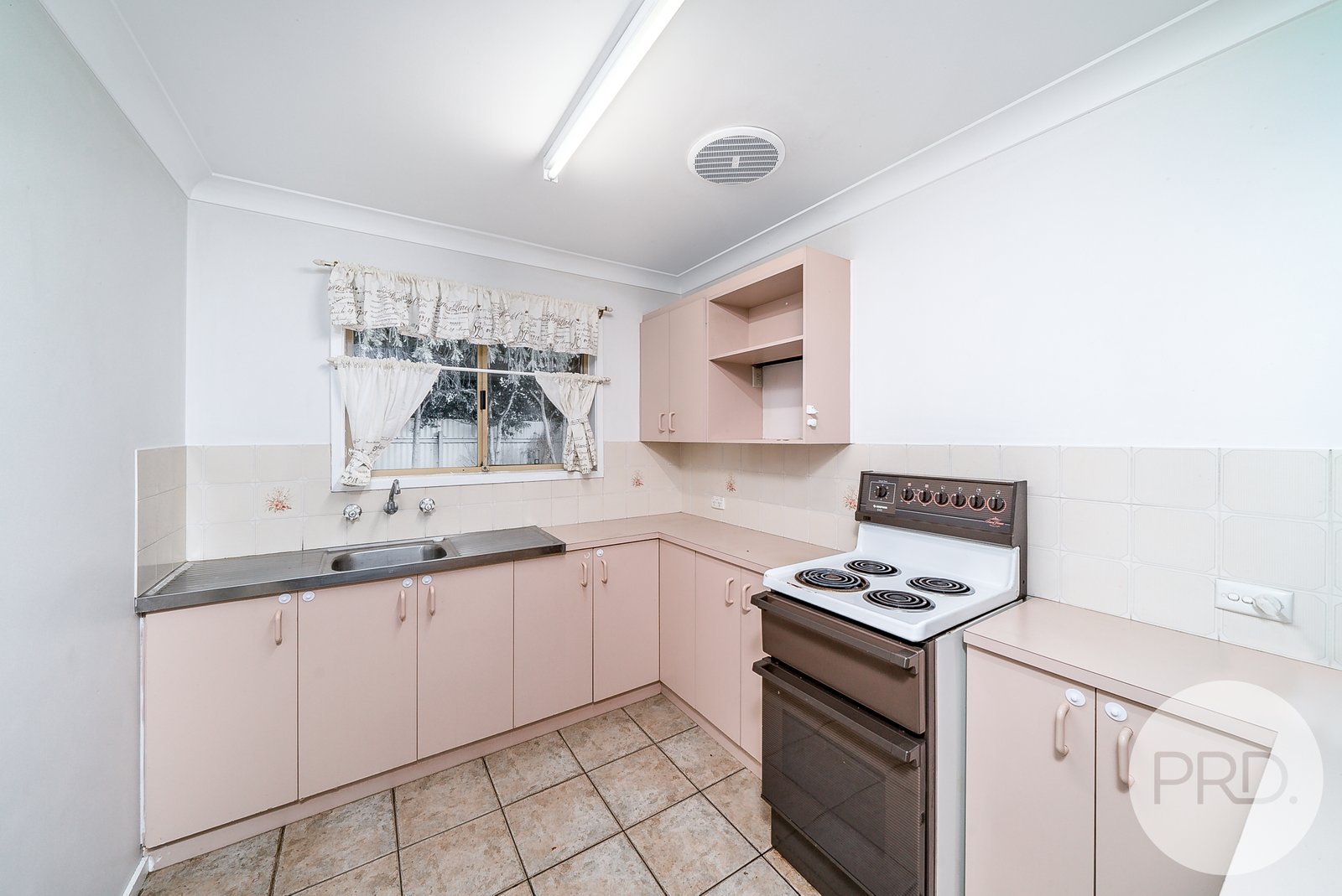 17/160 Forsyth Street WAGGA WAGGA 6