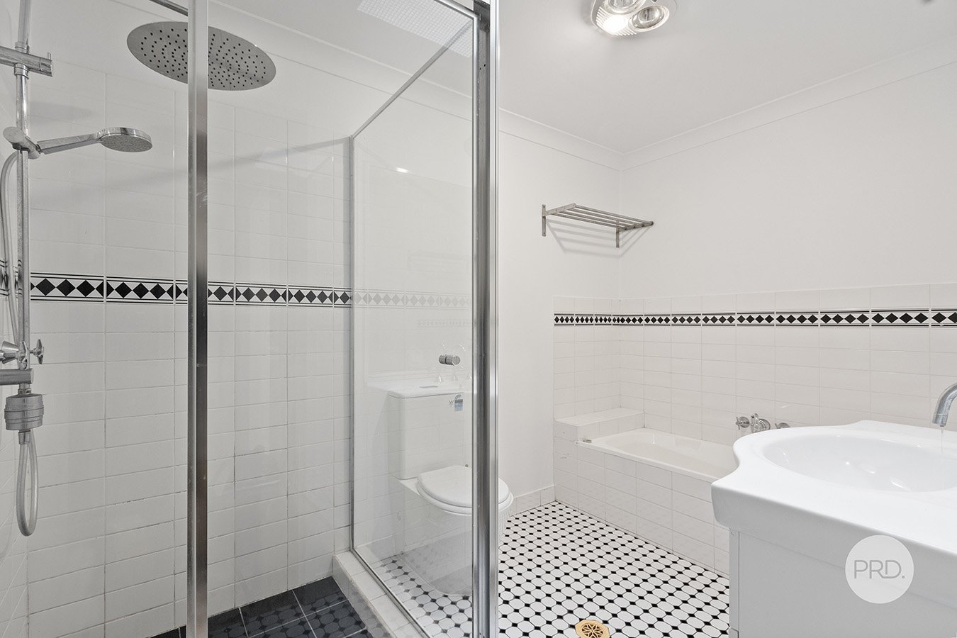 17/17 Binya Place COMO 7