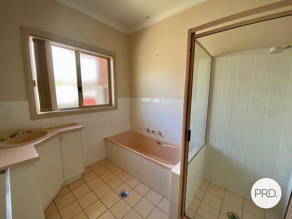 1/718 Jones Street ALBURY 4