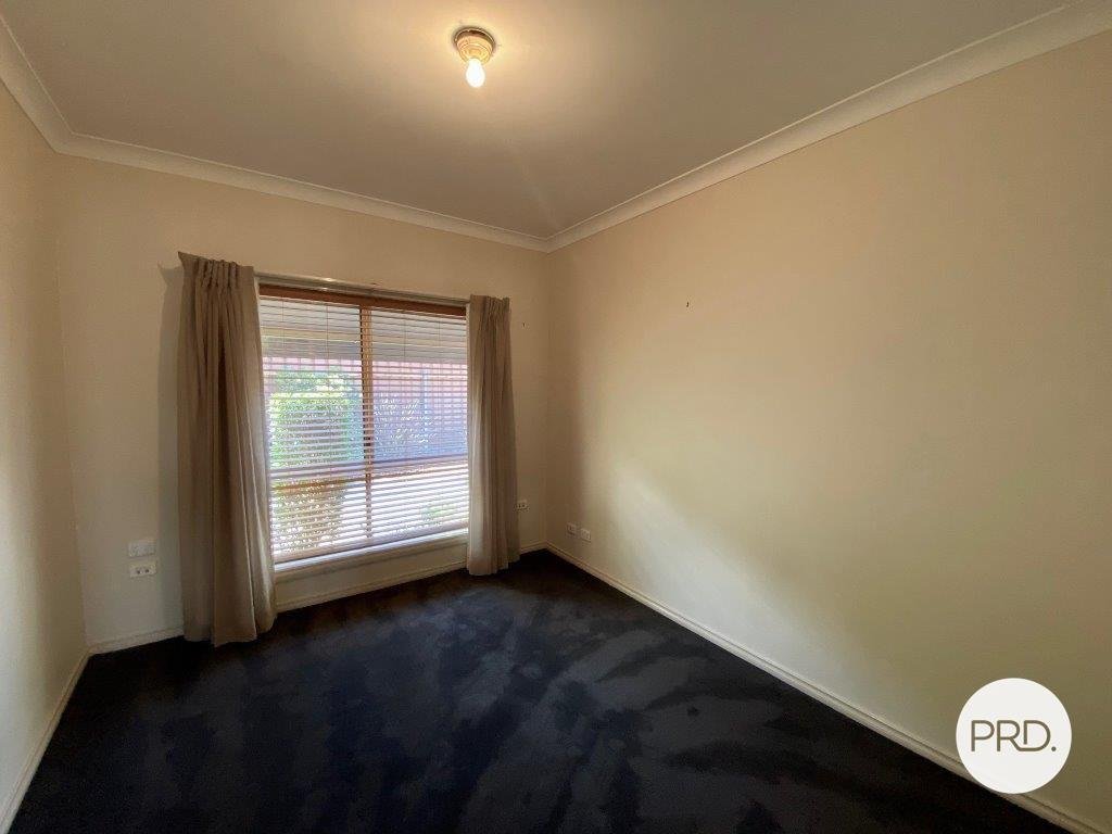 1/718 Jones Street ALBURY 6