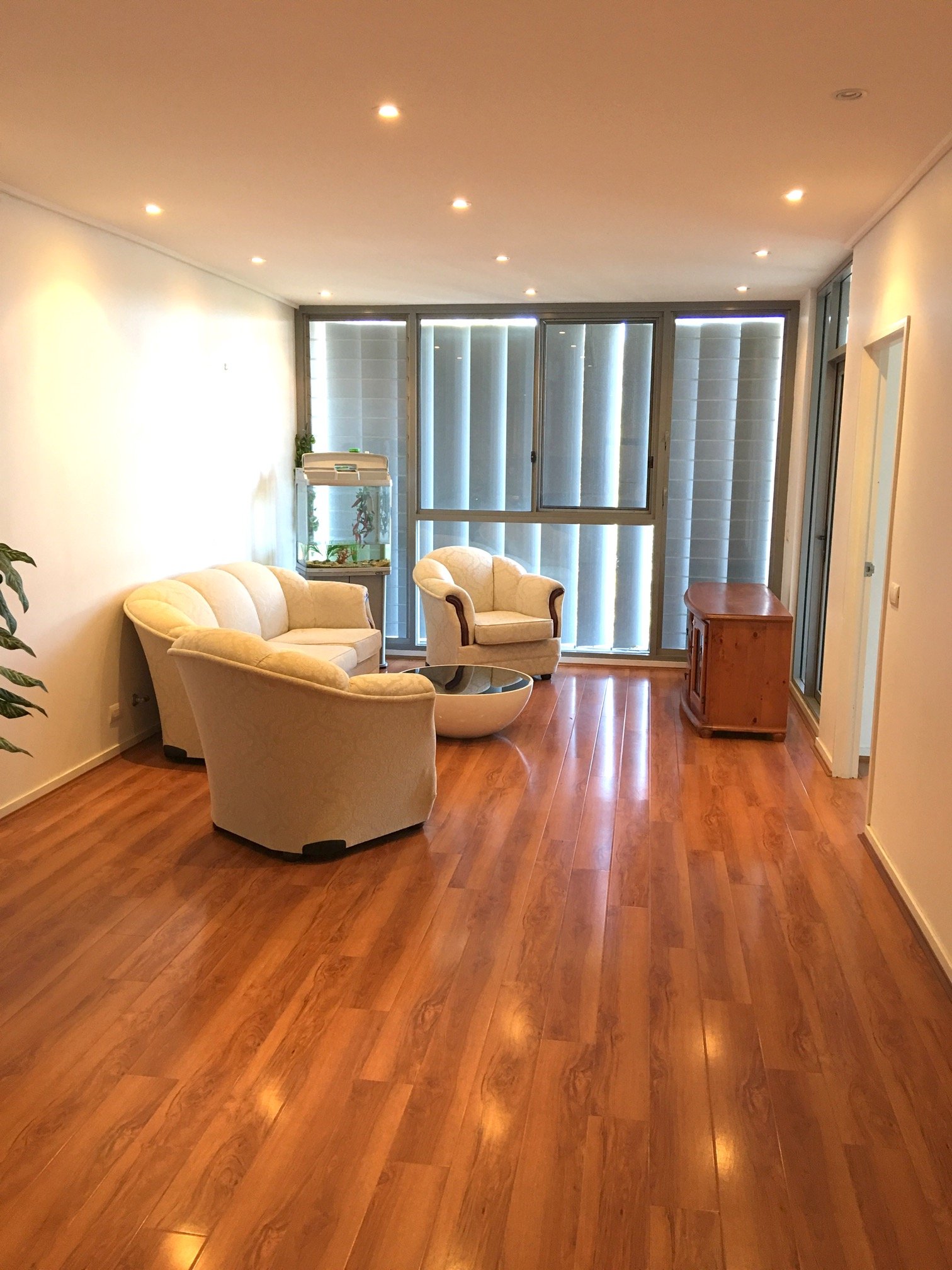 17/18 Market St  ROCKDALE 2