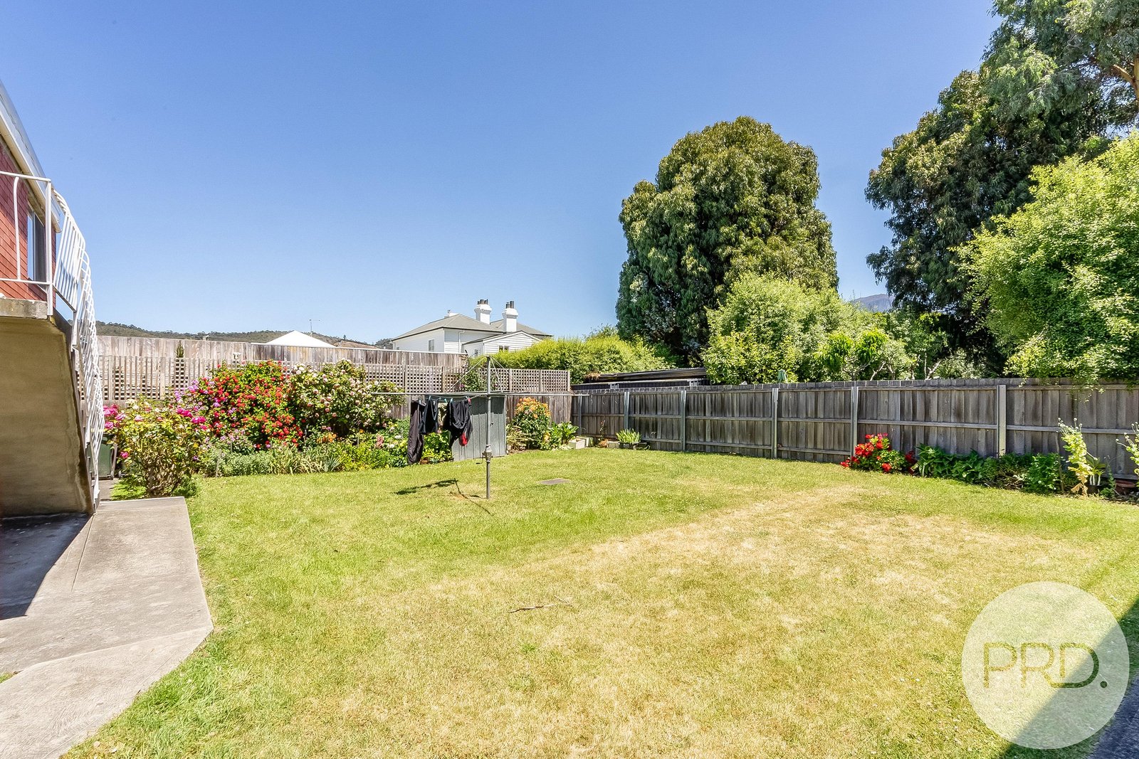 17/19 Queen Street SANDY BAY 9