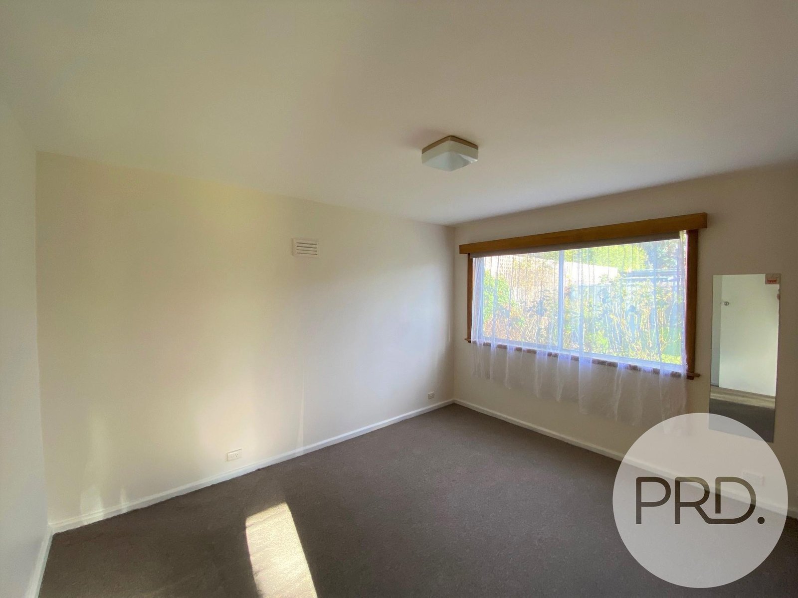 17/19 Queen Street SANDY BAY 5