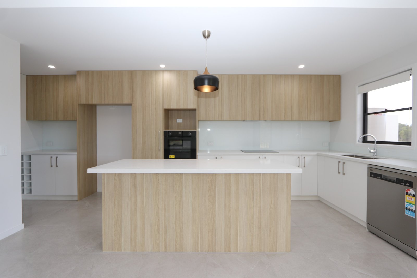 17/19 Sunrise Court MERRIMAC 6
