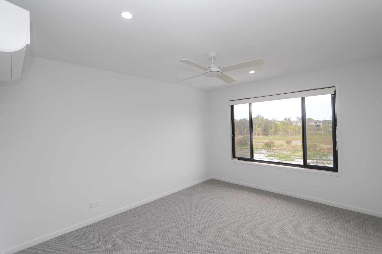 17/19 Sunrise Court MERRIMAC 20