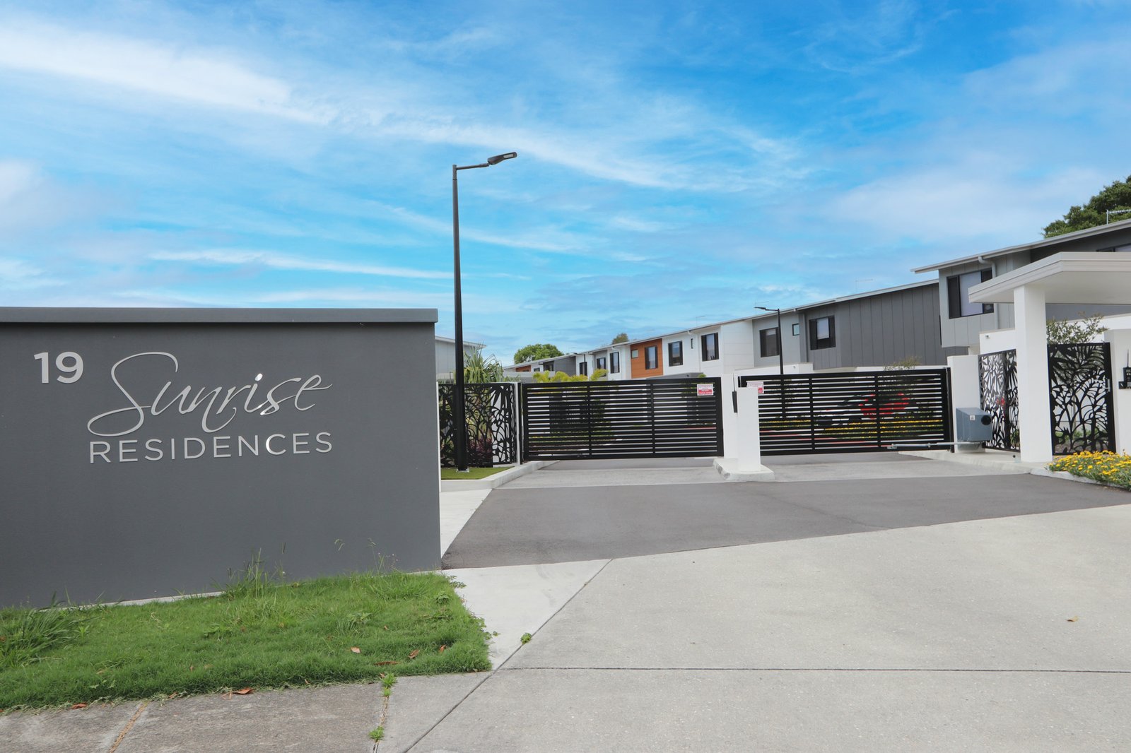 17/19 Sunrise Court MERRIMAC 28