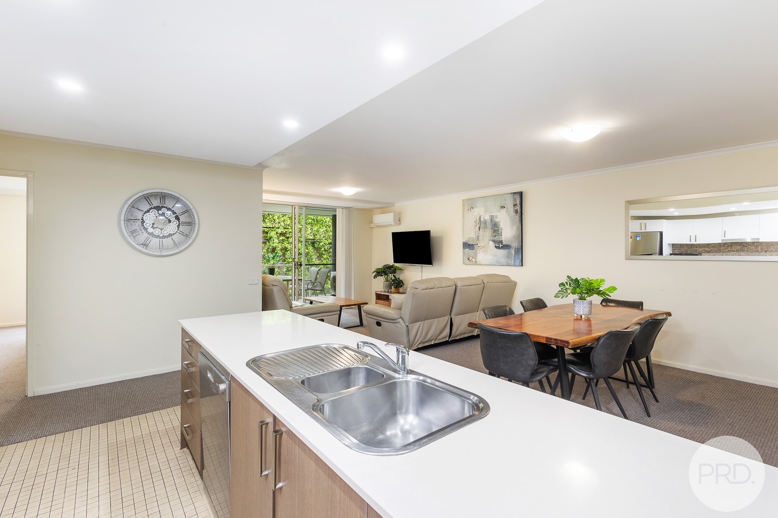 17/1a Tomaree Street,  NELSON BAY 7