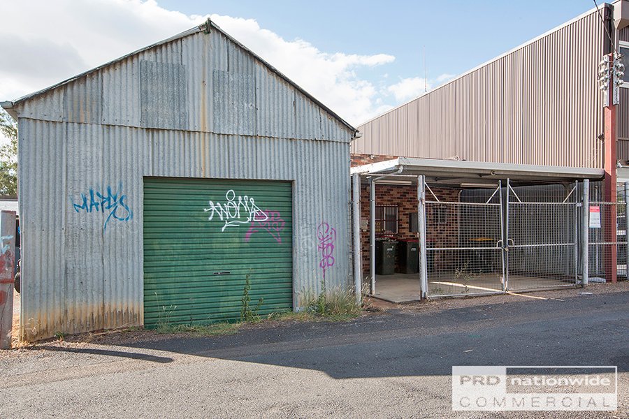 172-174 Bridge Street TAMWORTH 4