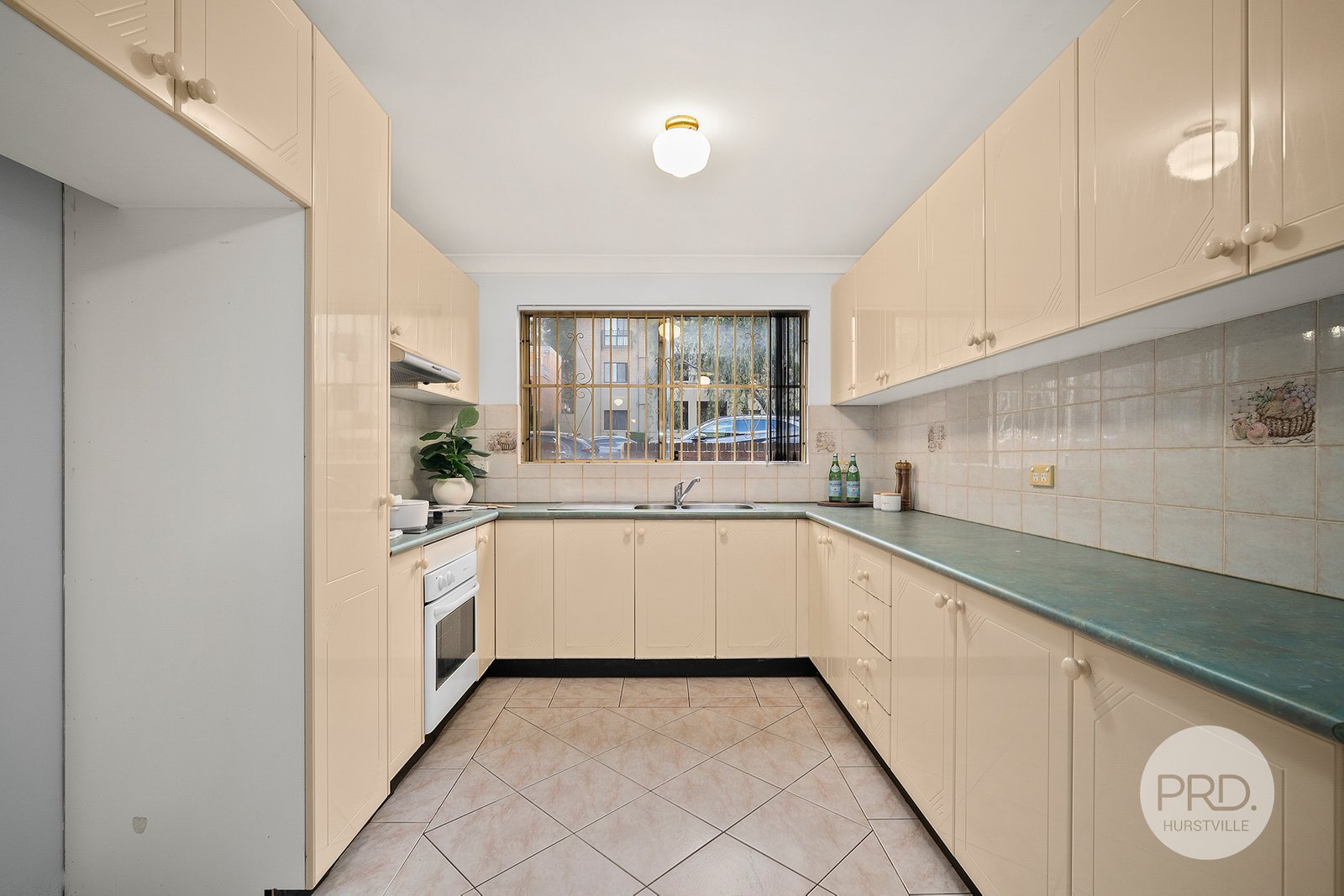 1/72-74 Carrington Avenue HURSTVILLE 4