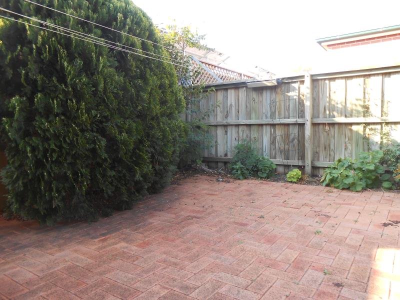 1/72 Carthage Street TAMWORTH 9