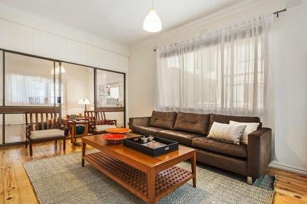 Gallery: 172 Centre Road