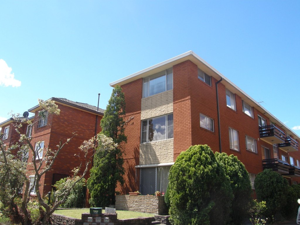 172 Chuter Avenue SANS SOUCI 1