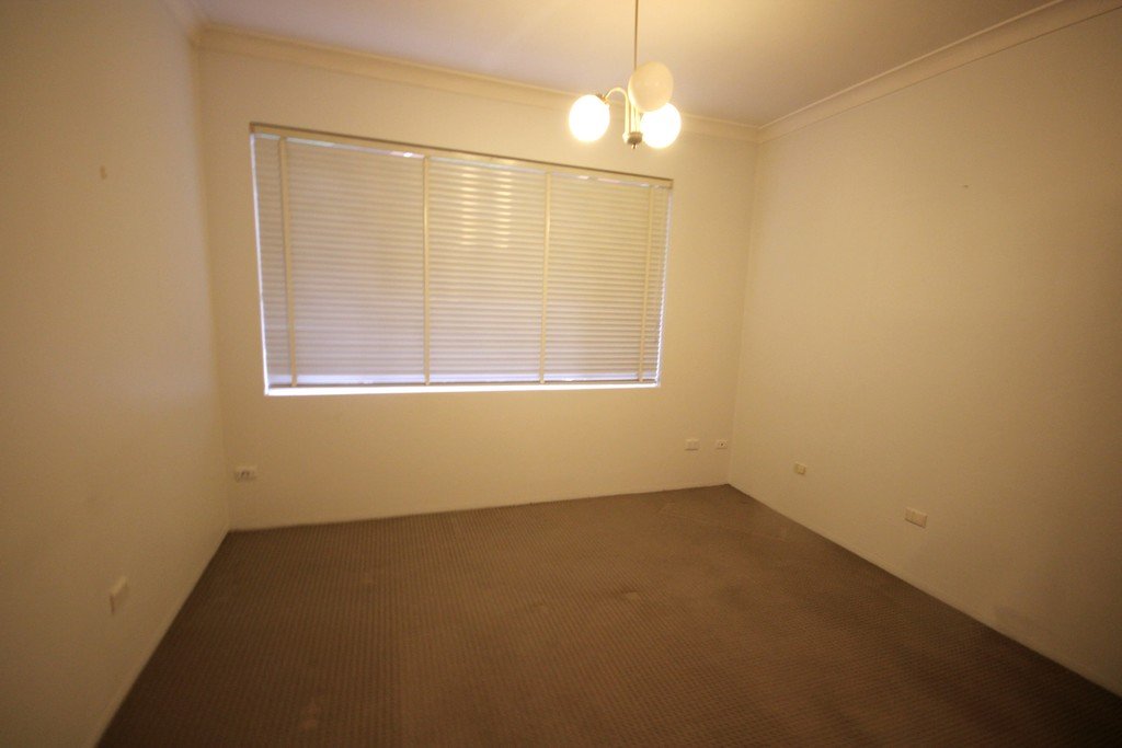 172 Chuter Avenue SANS SOUCI 3