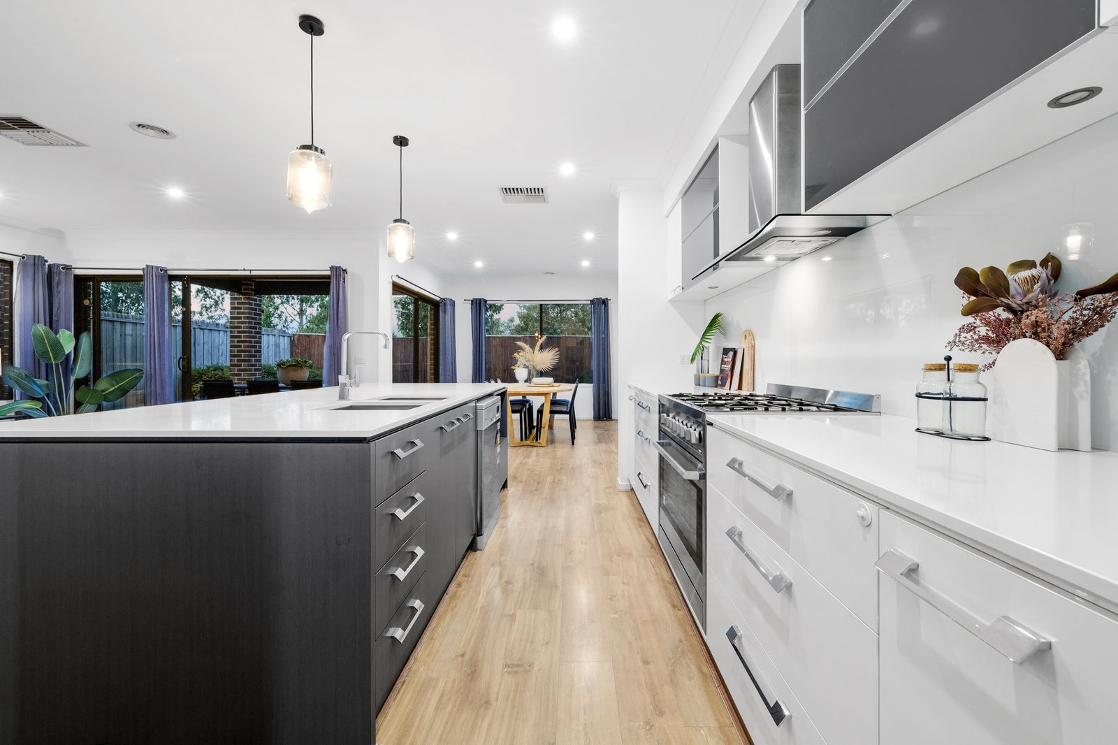 Gallery: 172 Clarendon Drive