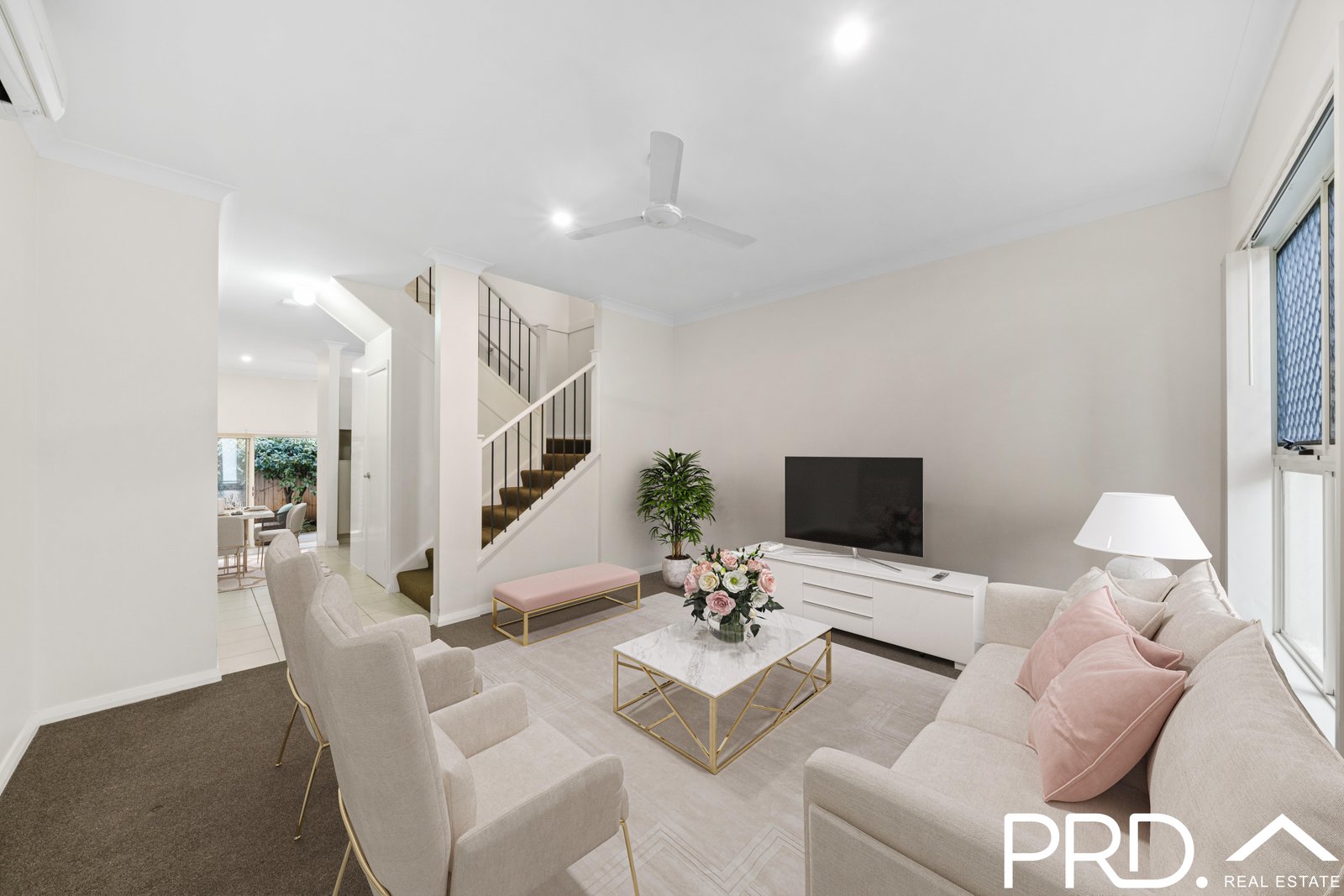 17/2 Fitzgerald Road ERMINGTON 2