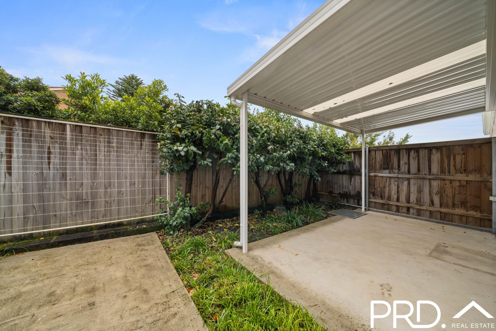 17/2 Fitzgerald Road ERMINGTON 6