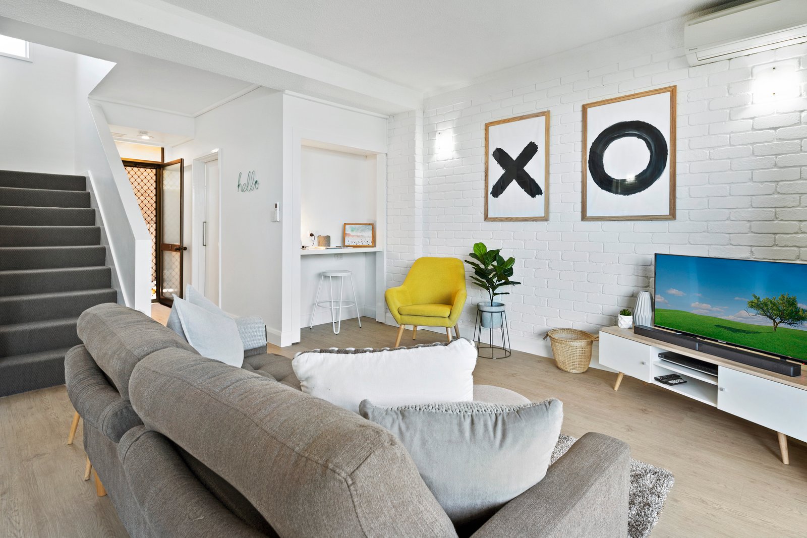 17/2 Lewis Street AIRLIE BEACH 3