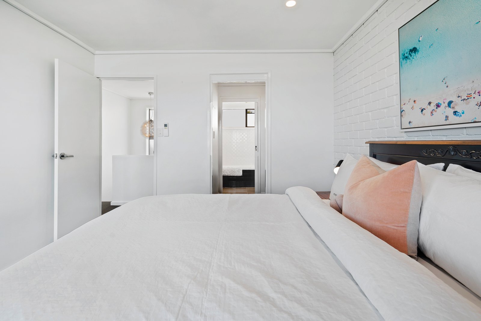 17/2 Lewis Street AIRLIE BEACH 12