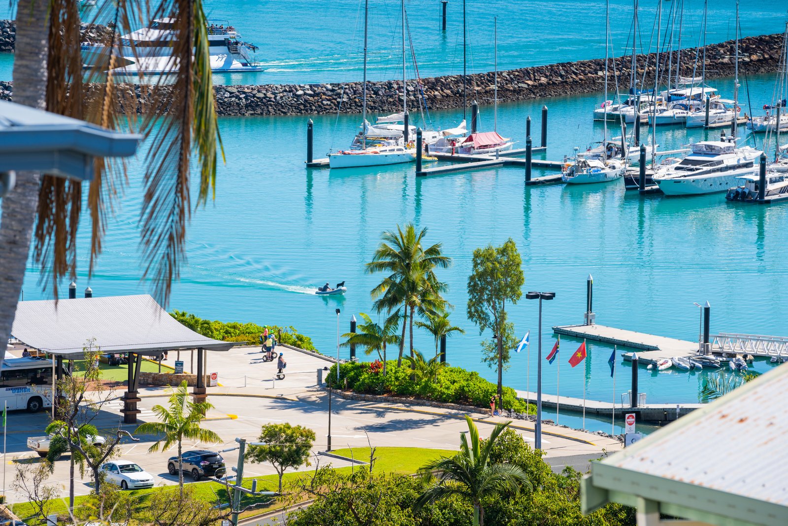 17/2 Lewis Street AIRLIE BEACH 16