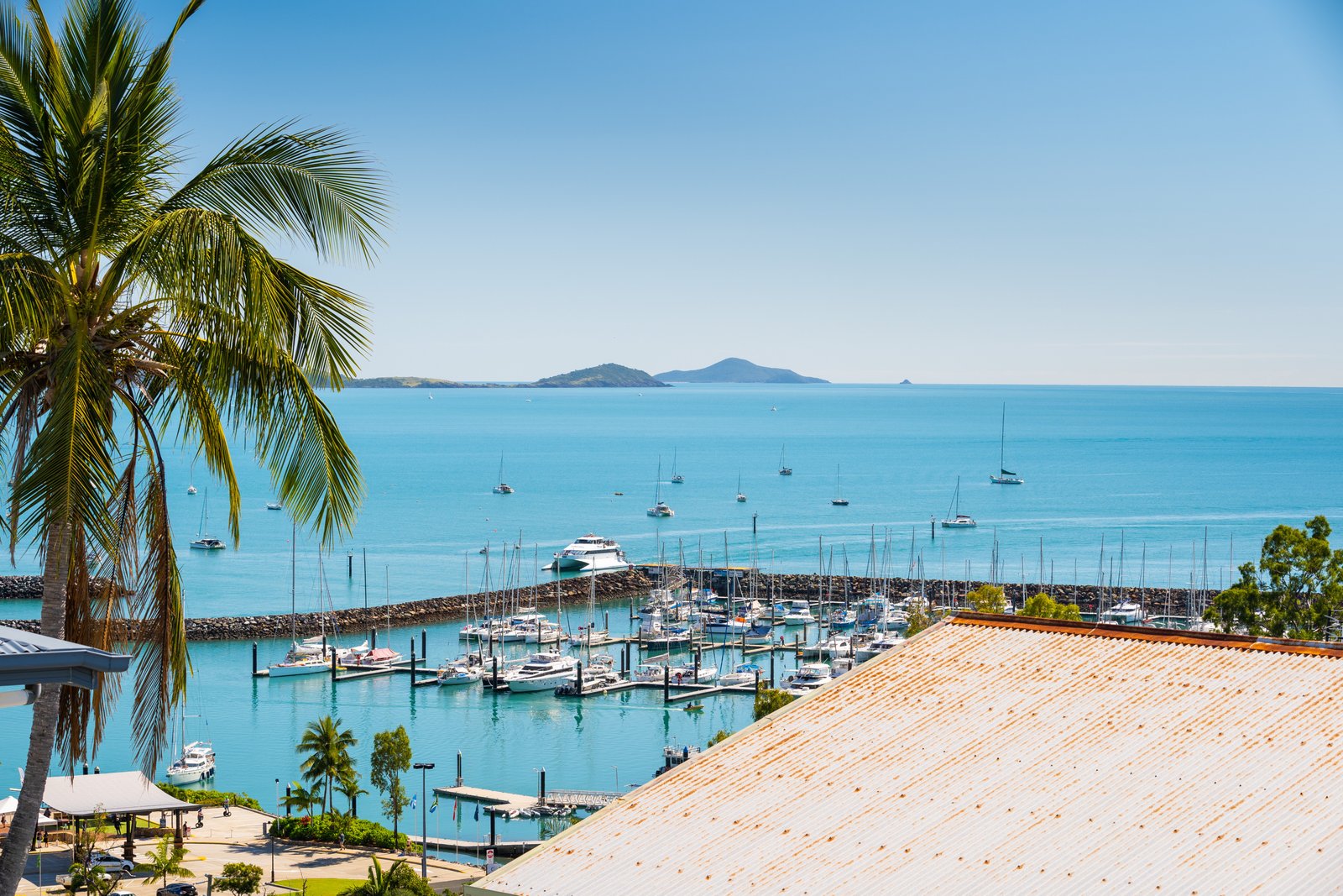 17/2 Lewis Street AIRLIE BEACH 17