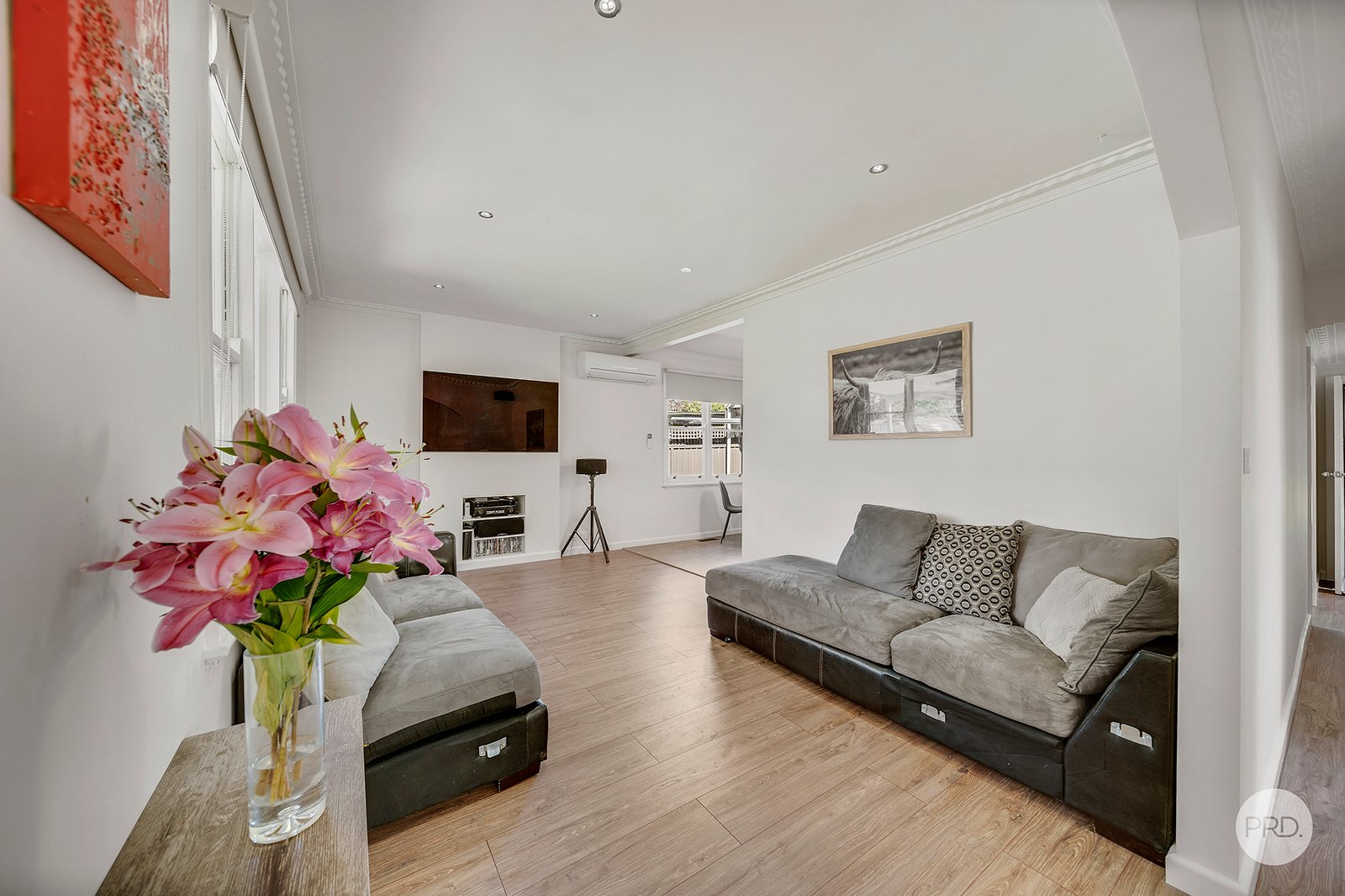 172 Mackenzie Street West  GOLDEN SQUARE 2