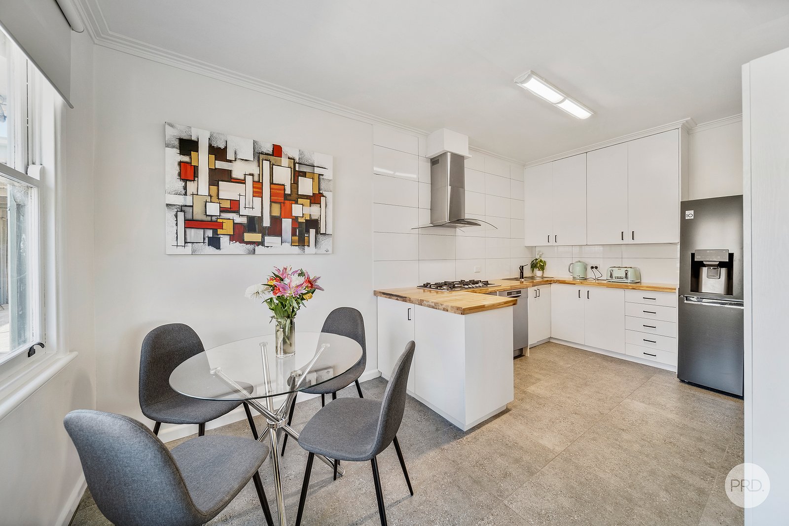 172 Mackenzie Street West  GOLDEN SQUARE 3