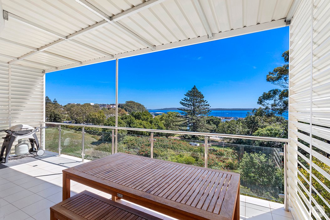 1/72 Magnus Street NELSON BAY 1