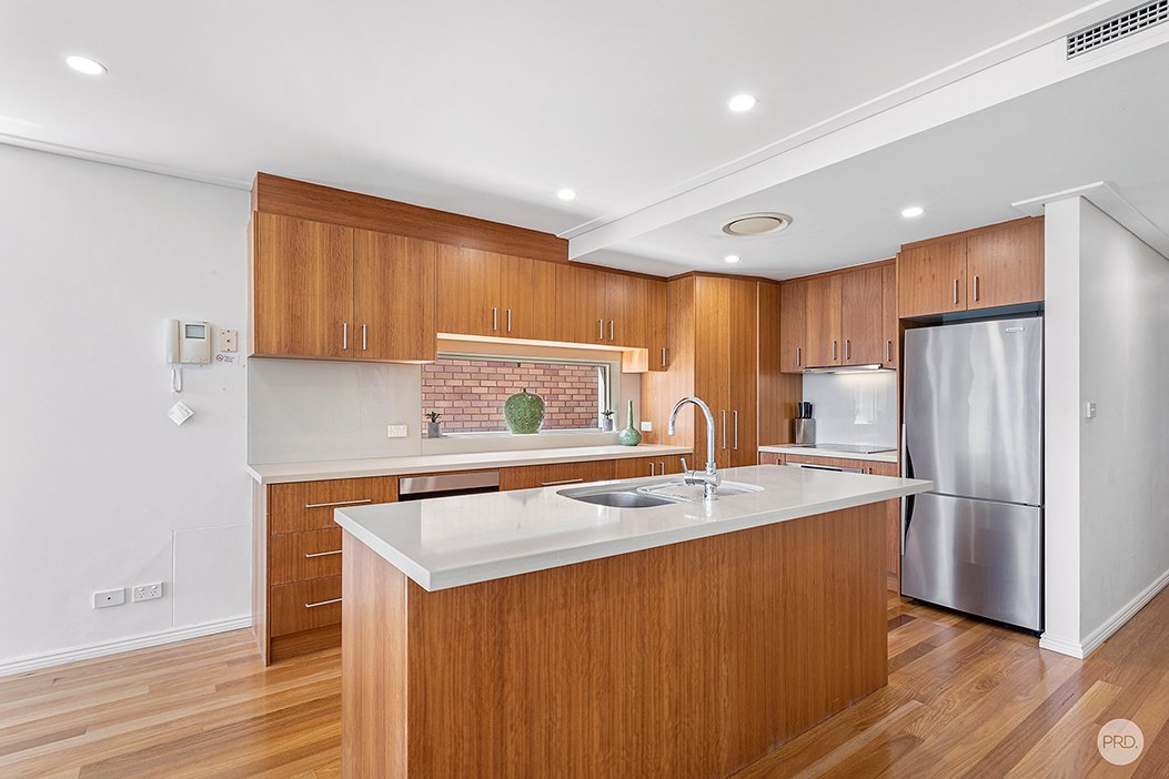 1/72 Magnus Street NELSON BAY 9