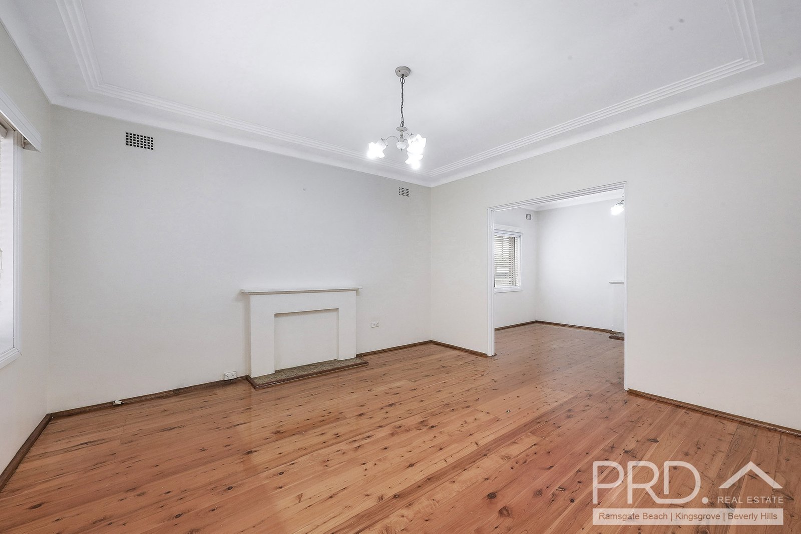 172 Moorefields Road BEVERLY HILLS 1