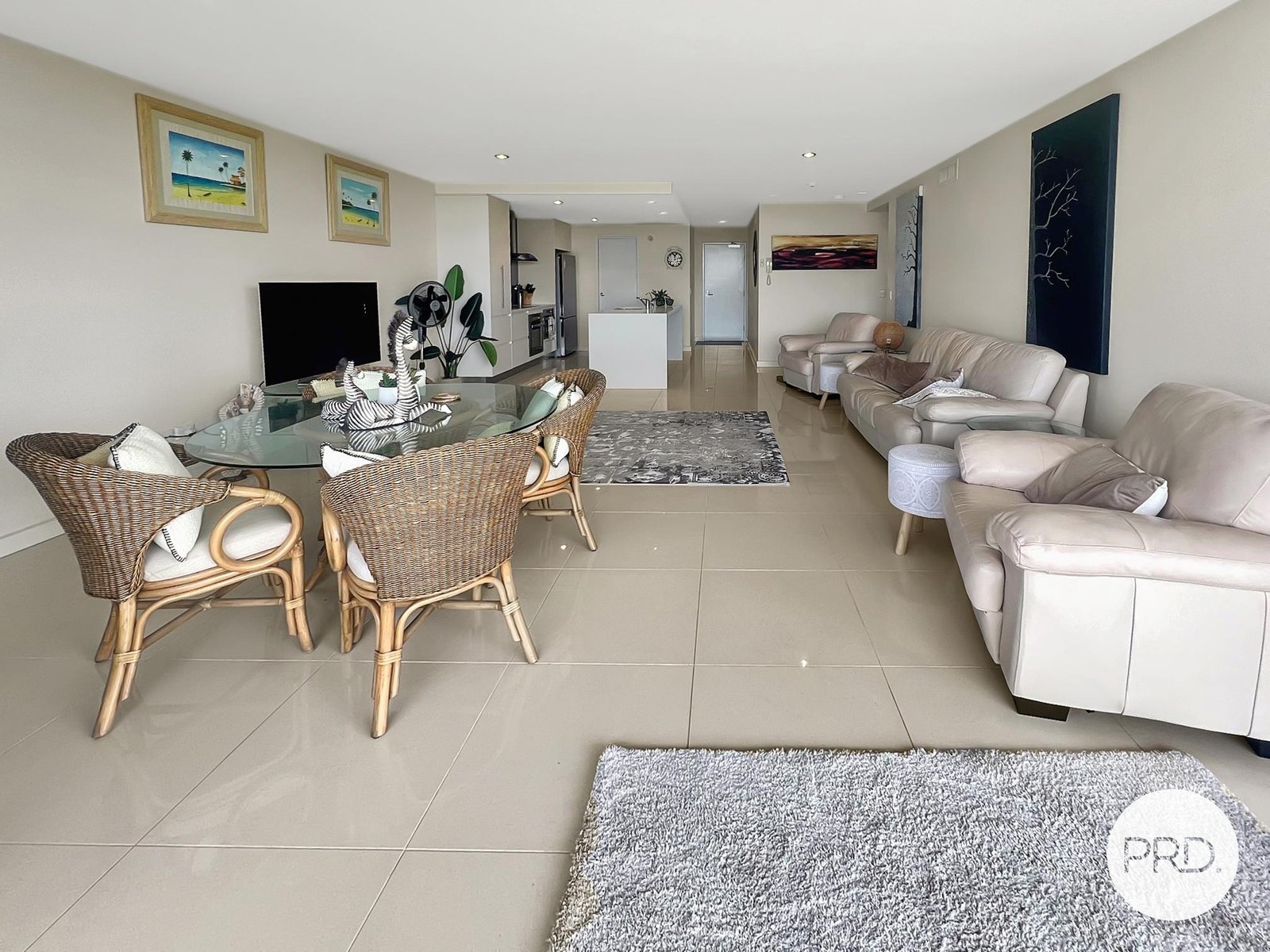 17/2 The Promenade BOYNE ISLAND 8