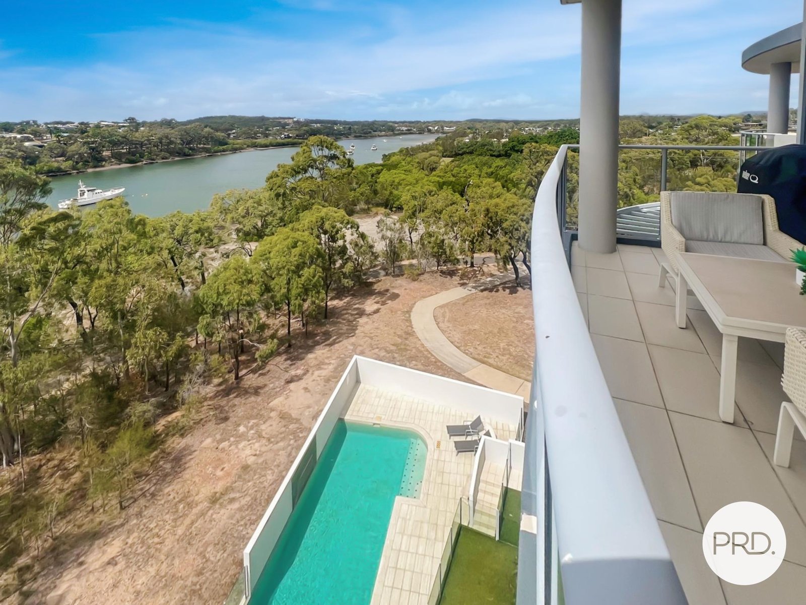 17/2 The Promenade BOYNE ISLAND 18