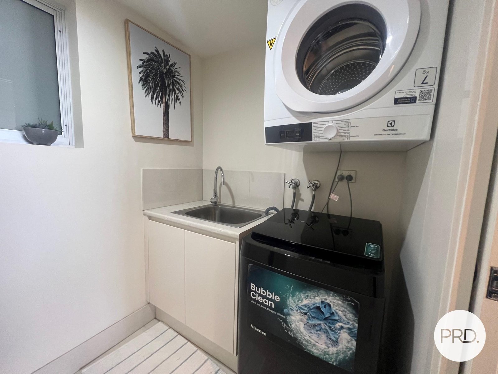 17/2 The Promenade BOYNE ISLAND 19