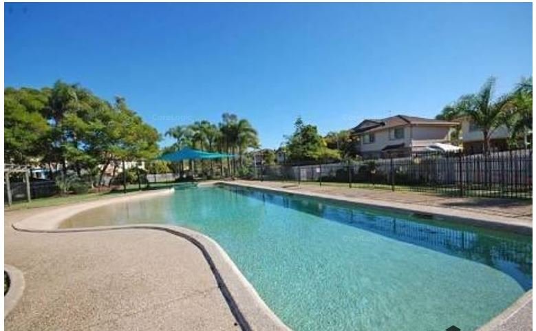 17/21 Usher Avenue LABRADOR 1