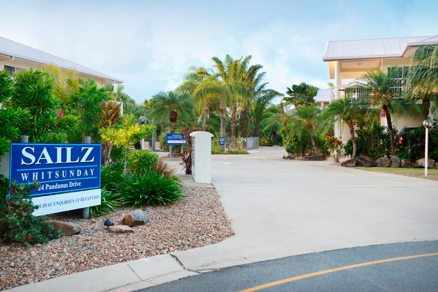 17/24 Pandanus Drive CANNONVALE 13