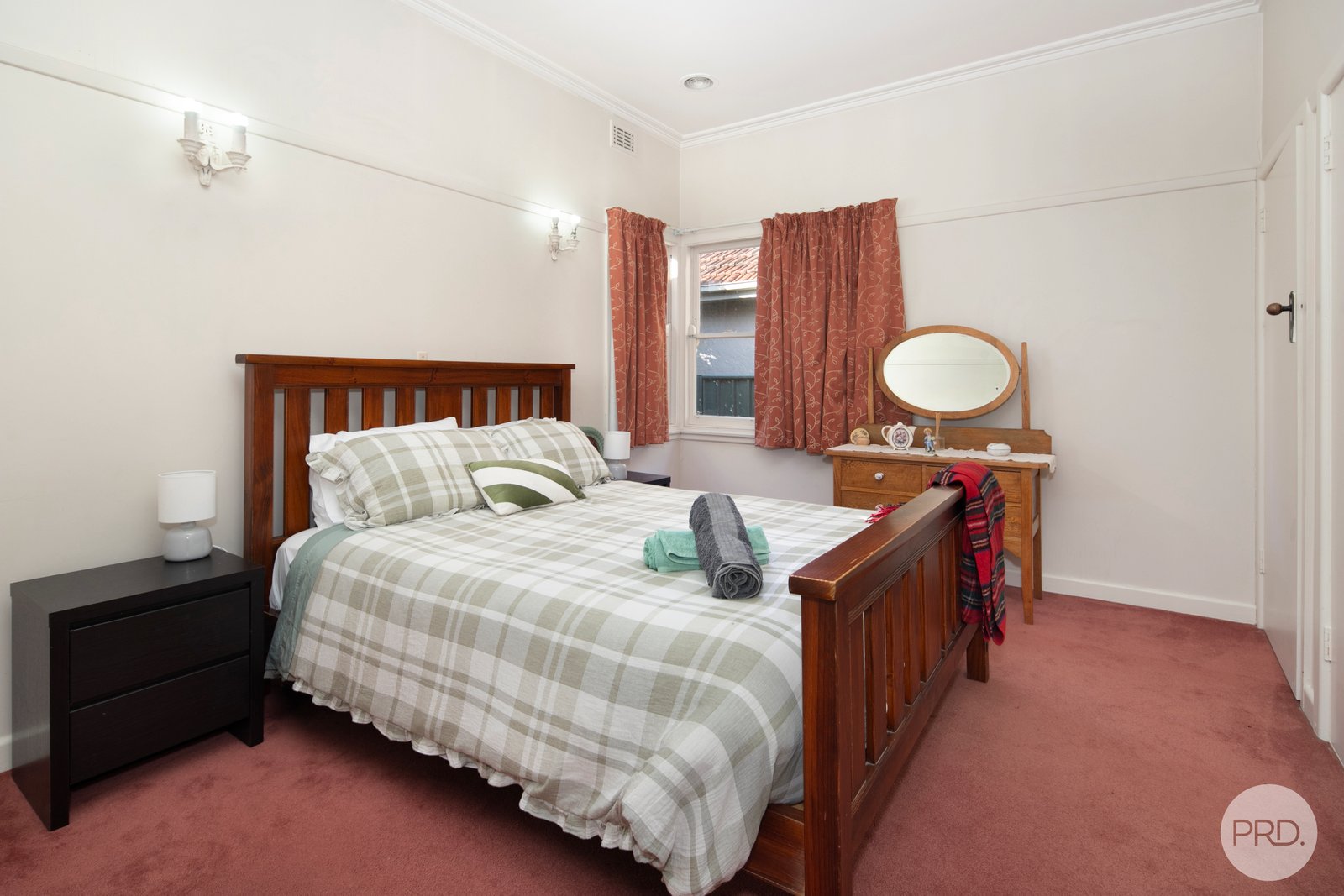 1724 Sturt Street LAKE WENDOUREE 8