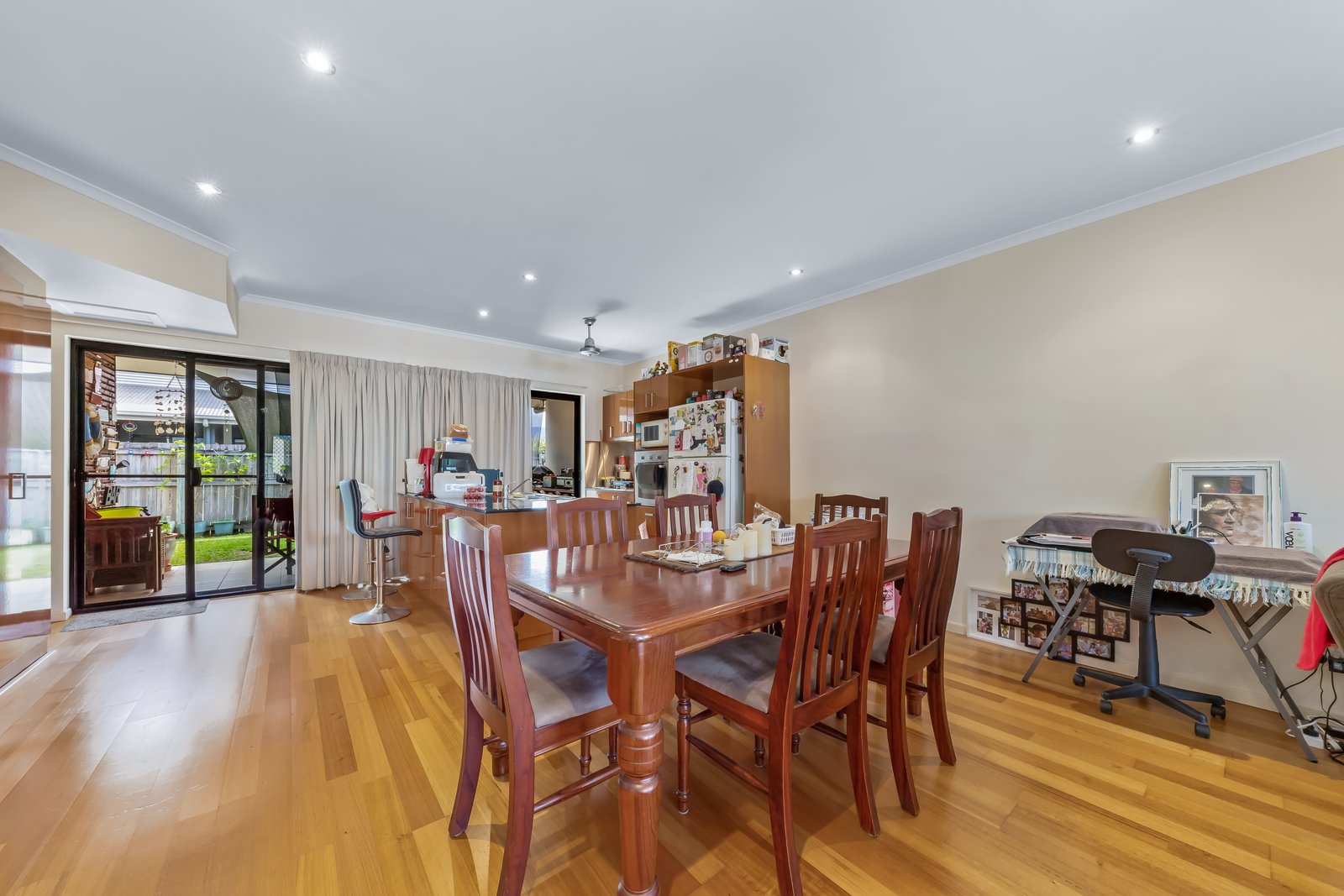 17/25 Abell Road CANNONVALE 5