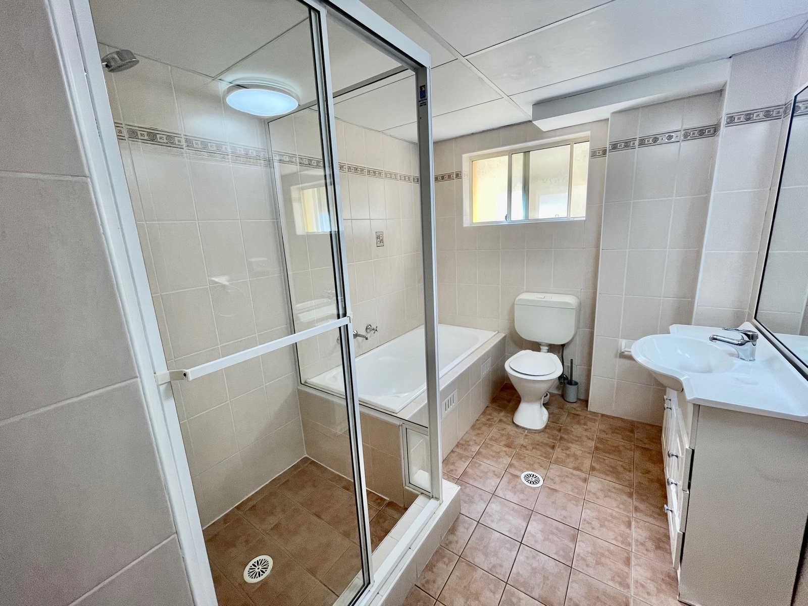 17/26 Belgrave Street KOGARAH 4