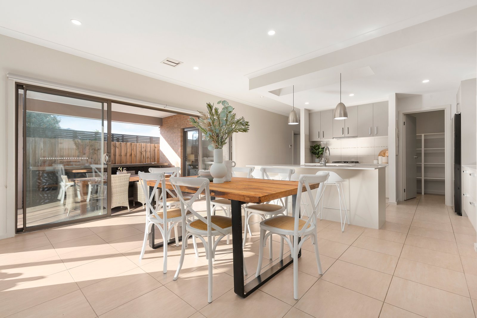 Gallery: 172B Fortescue Avenue