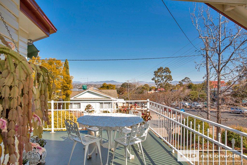 173 Brisbane Street TAMWORTH 3