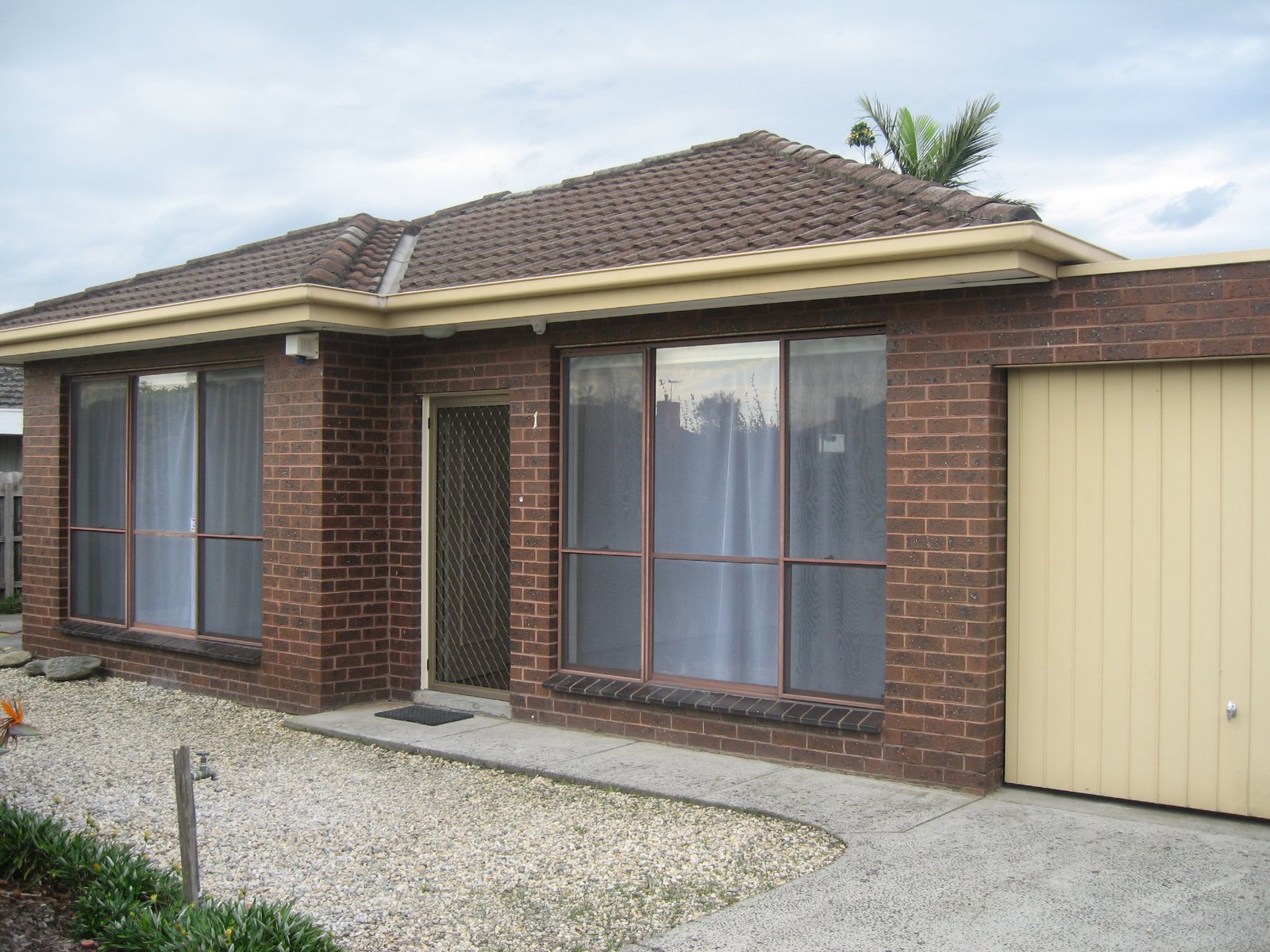 Gallery: 1/73 Gowrie Street