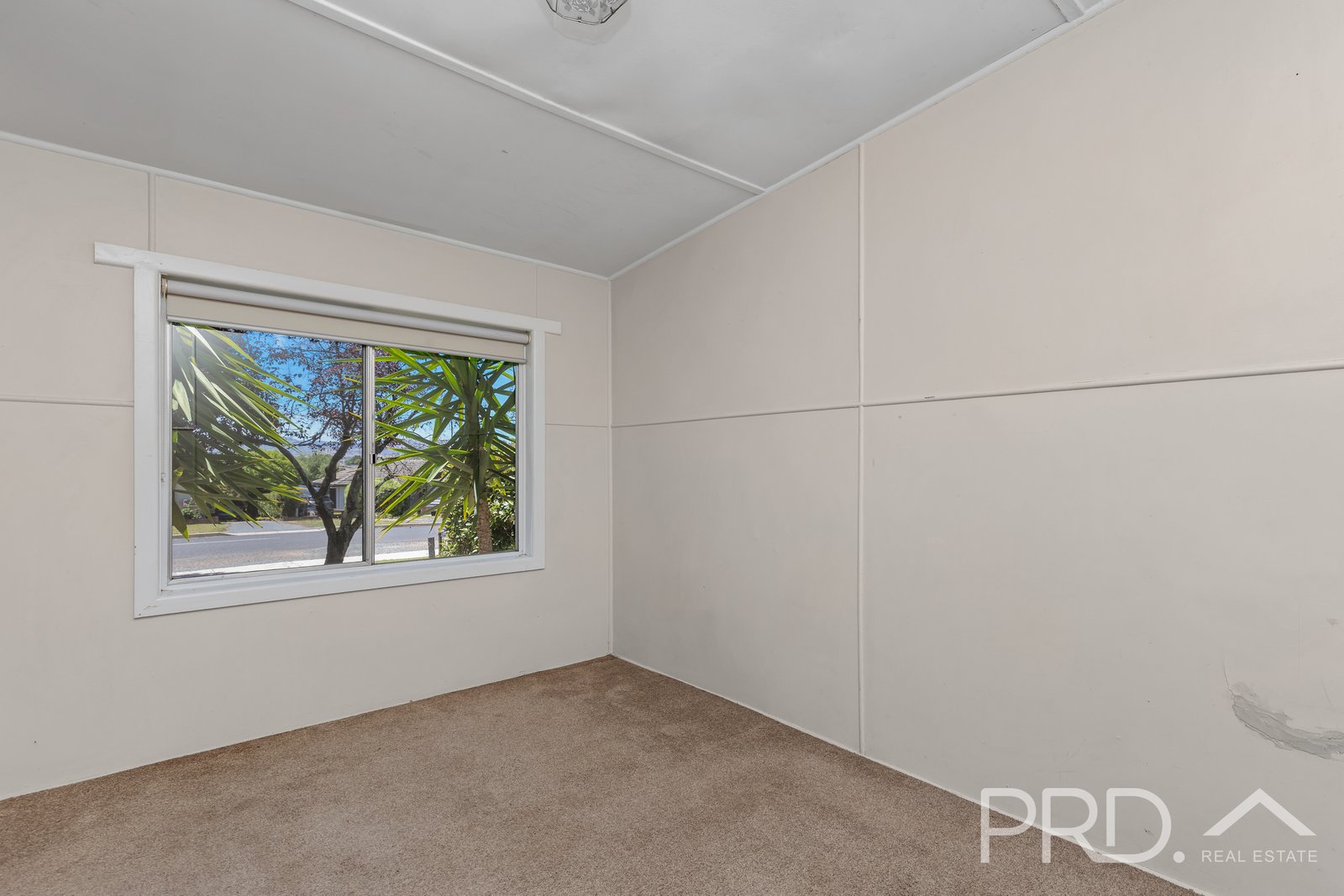 173 Lambie Street TUMUT 8