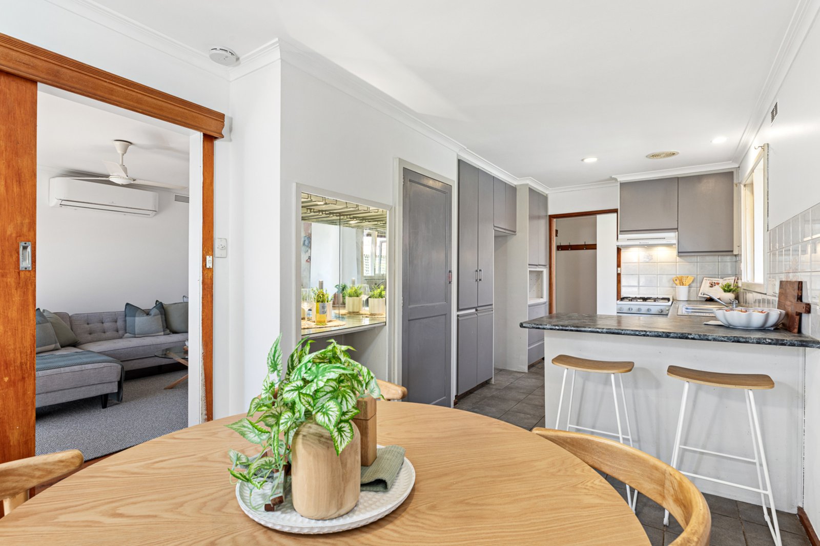 Gallery: 173 Walker Street