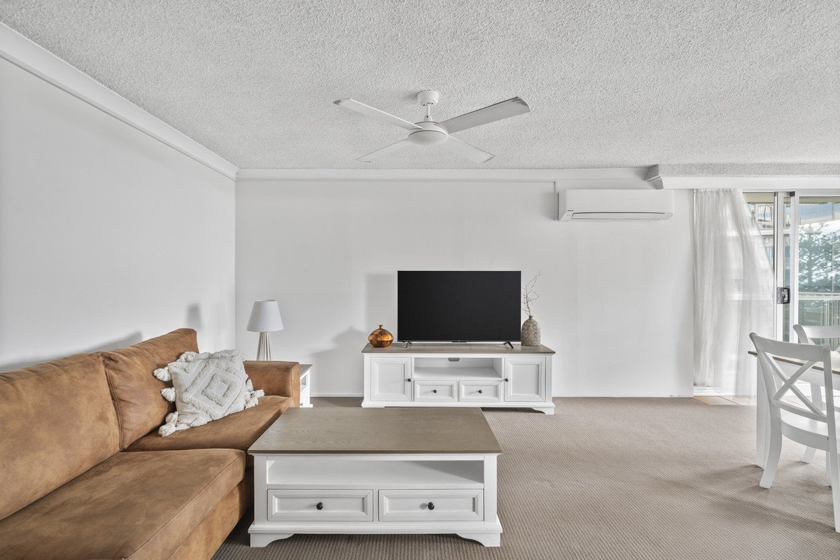 17/30-40 The Esplanade Burleigh Heads 6