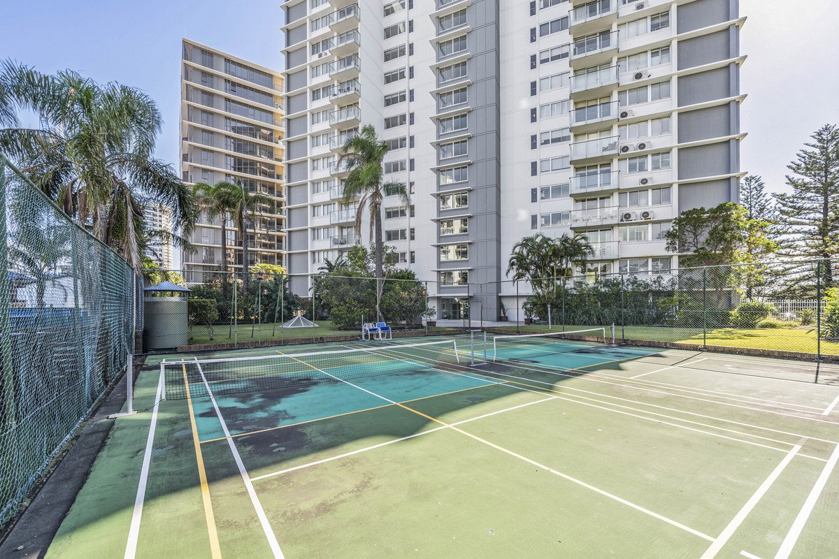 17/30-40 The Esplanade Burleigh Heads 16