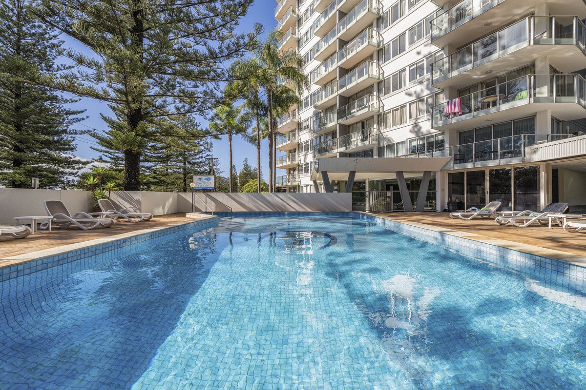 17/30-40 The Esplanade Burleigh Heads 17